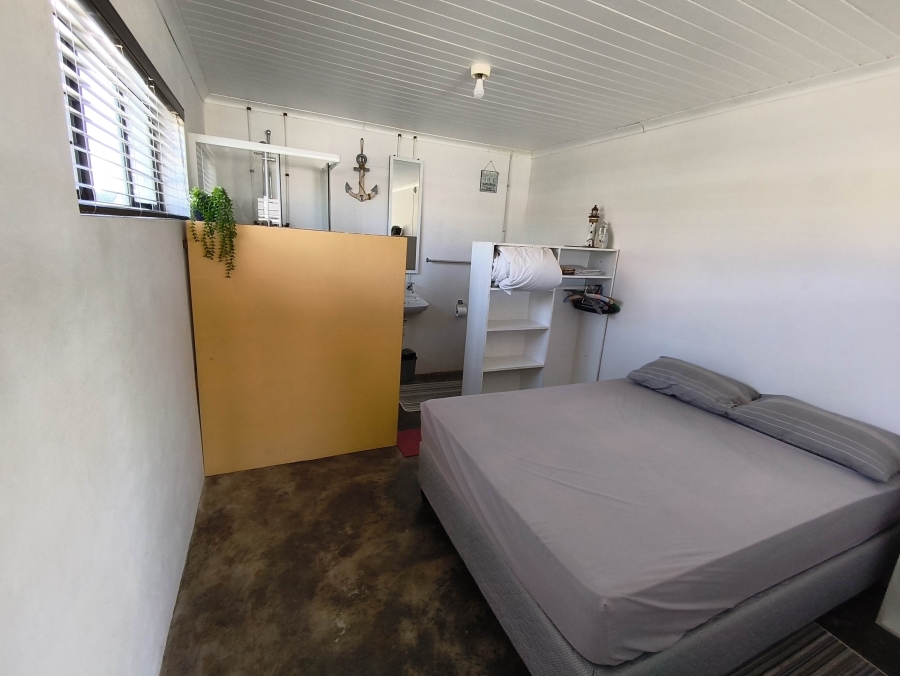 2 Bedroom Property for Sale in De Kelders Western Cape